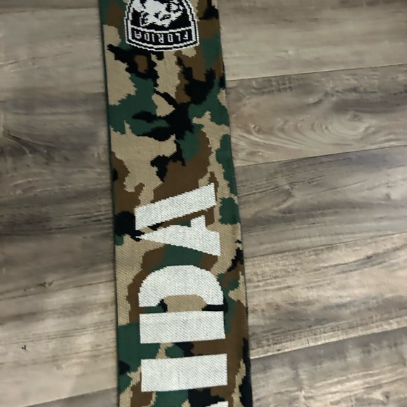 Adidas Florida Panthers Camo scarf New with tag - Picture 4 of 11